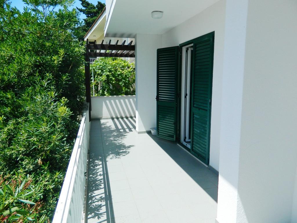 Apartments Ria Baška Voda Eksteriør bilde