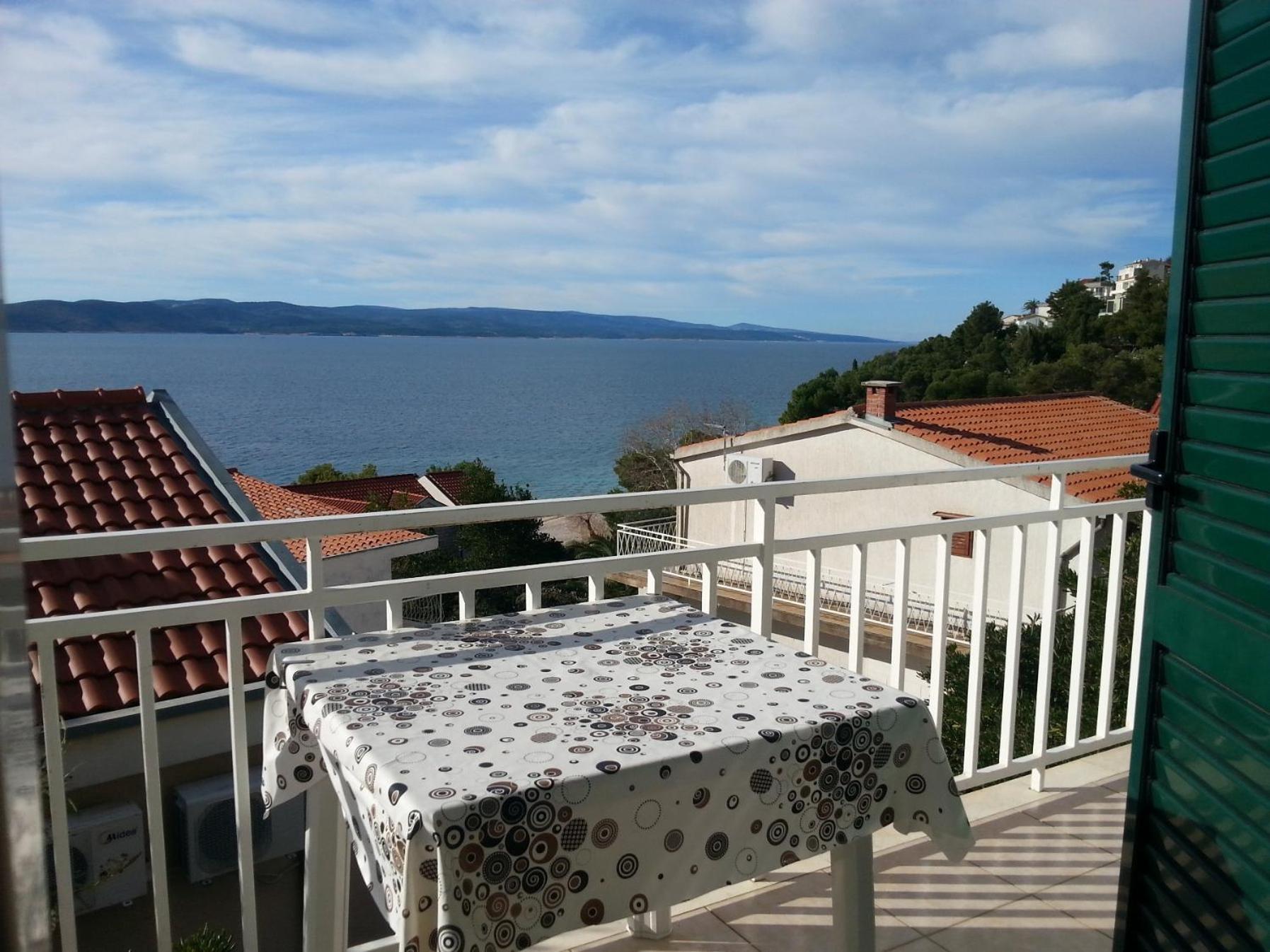 Apartments Ria Baška Voda Eksteriør bilde